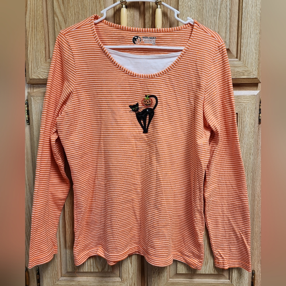 Women's Holiday Editions Medium Orange Striped Long Sleeve Fall/Halloween Shirt